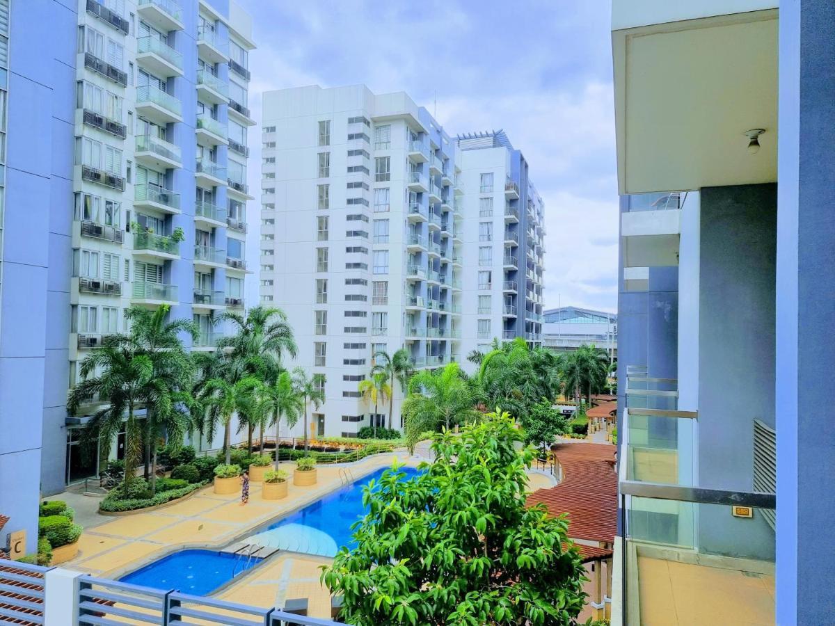 One Palm Tree Villas Condo Across Naia Terminal 3 Манила Экстерьер фото