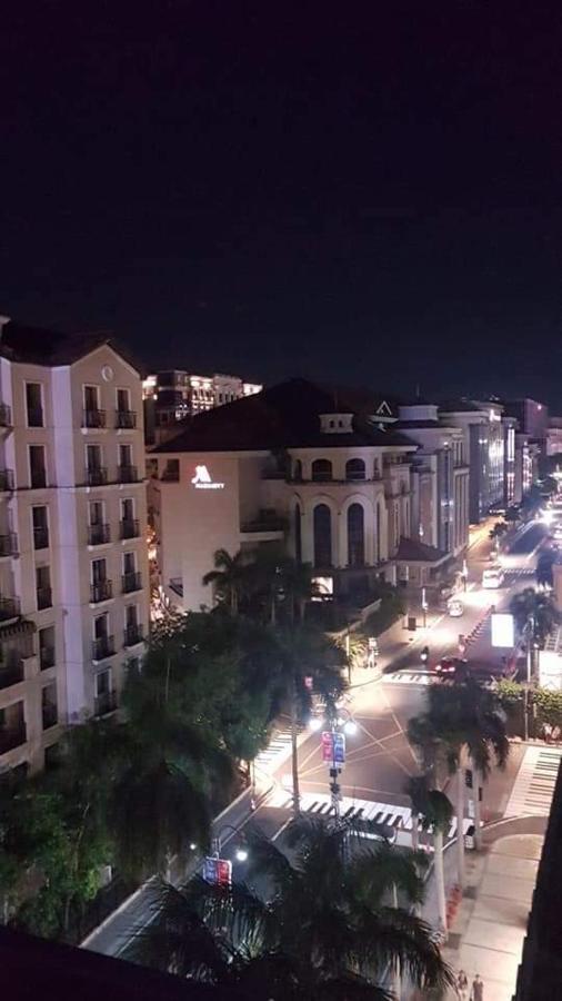 One Palm Tree Villas Condo Across Naia Terminal 3 Манила Экстерьер фото